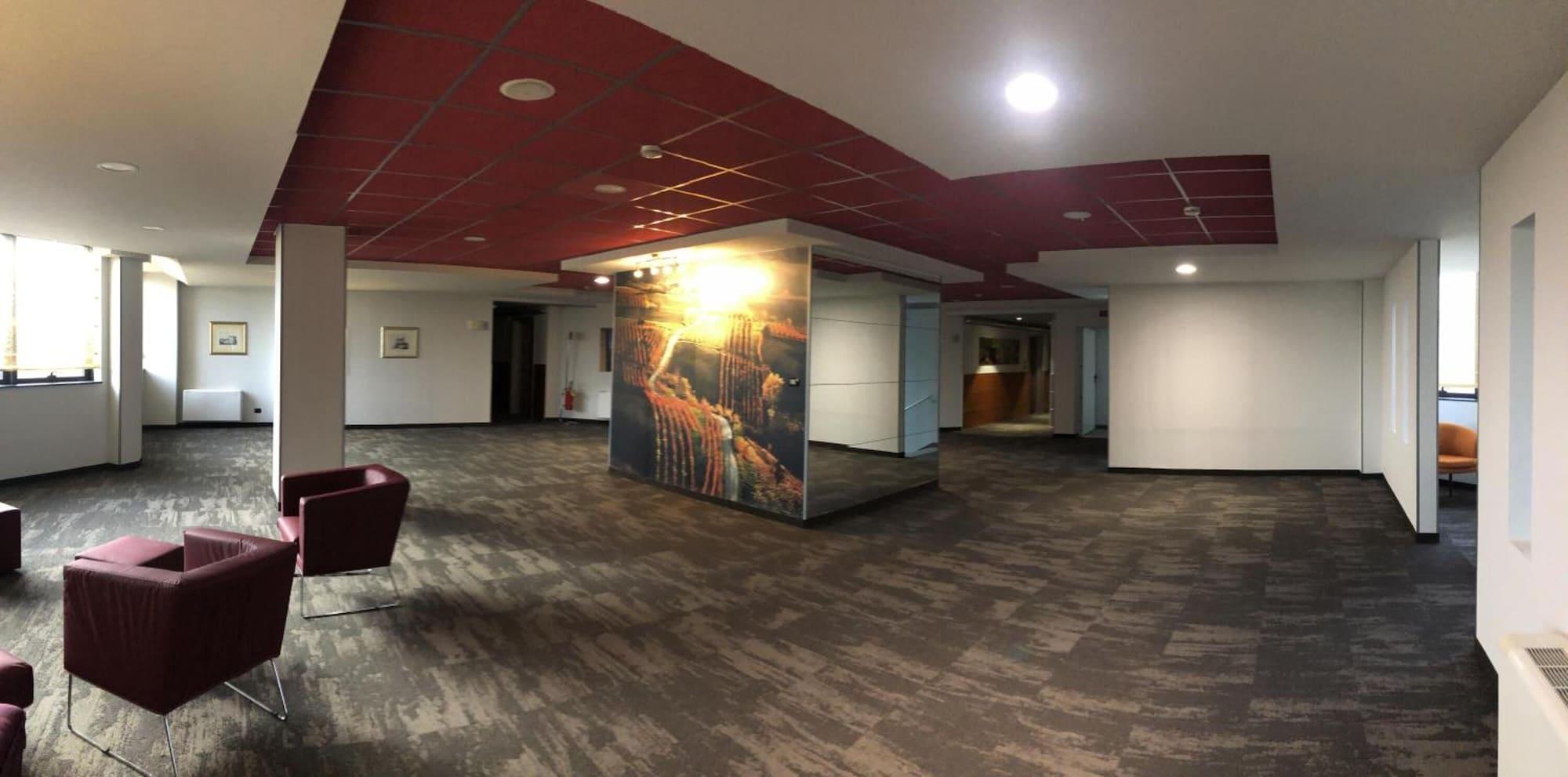 Castahotel Castagnito Экстерьер фото